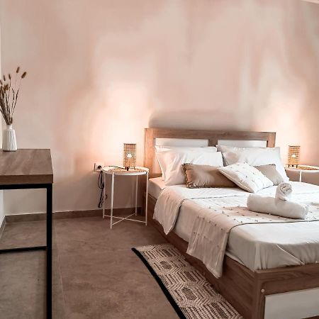 Bohemian Apartment In Central Афіни Екстер'єр фото